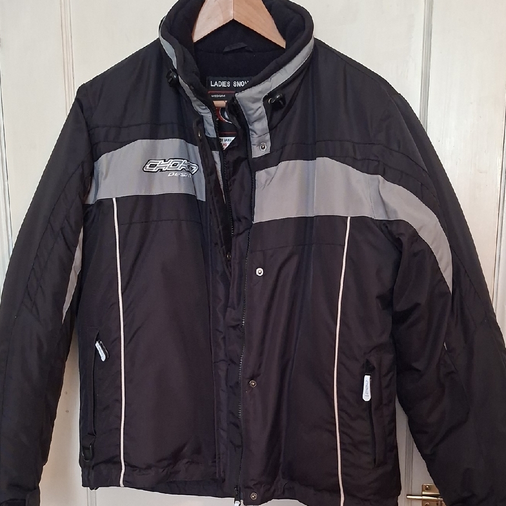 Choka Women's Black and Gray‎ Ski Jacket